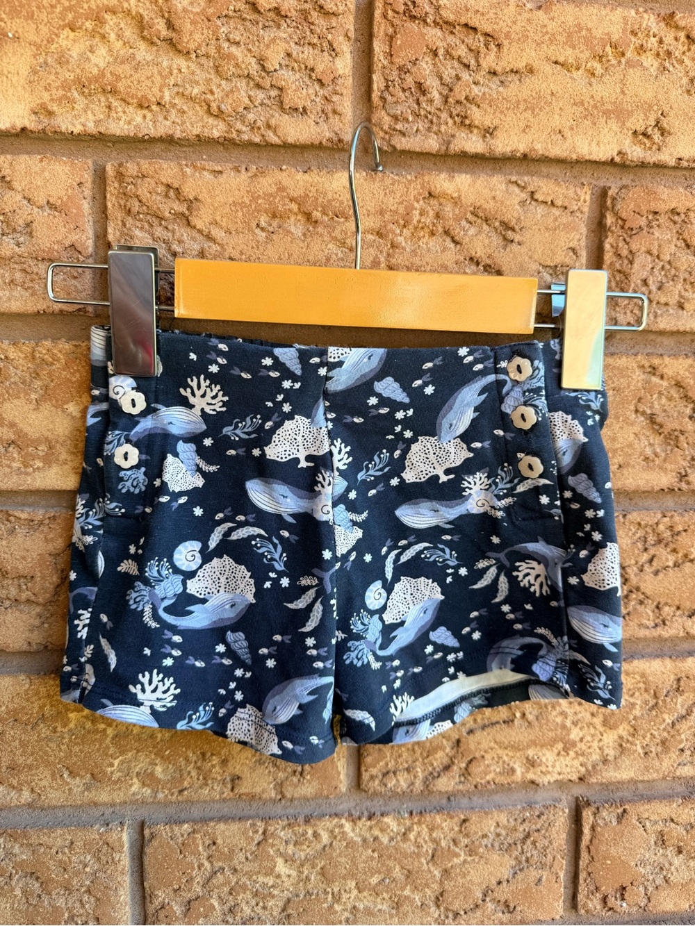 💫10/$25 • Cynthia Rowley Whale Ocean Print Button Detail Shorts